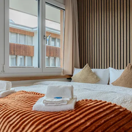 Collina Forest Design-studio By Vacations Daire